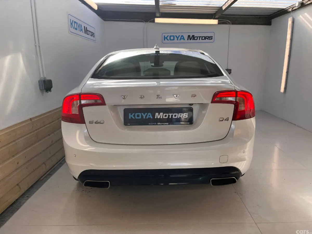 Volvo S60 Saloon, Diesel, 2016, White