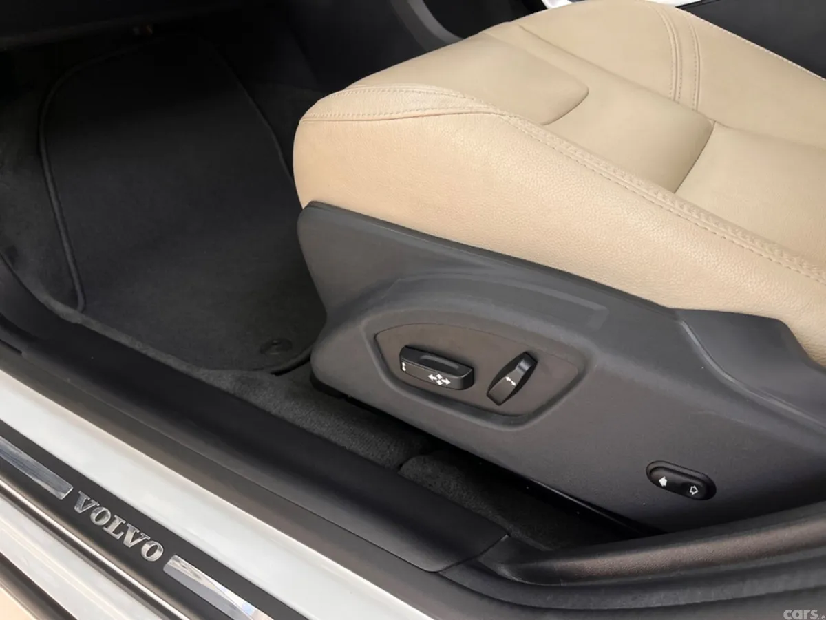 Volvo S60 Saloon, Diesel, 2016, White