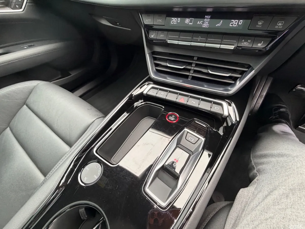 Audi e-tron GT quattro Saloon, Electric, 2022, Grey