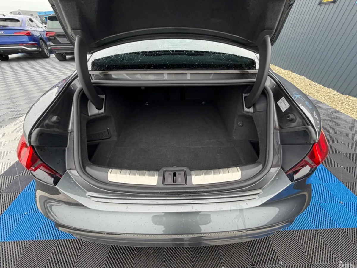 Audi e-tron GT quattro Saloon, Electric, 2022, Grey