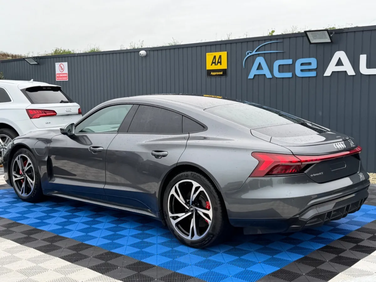 Audi e-tron GT quattro Saloon, Electric, 2022, Grey