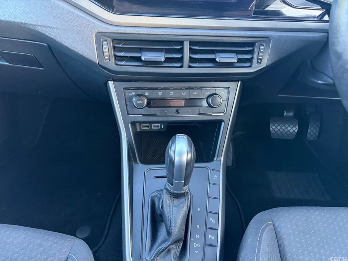 Volkswagen Polo Hatchback, Petrol, 2018, Red