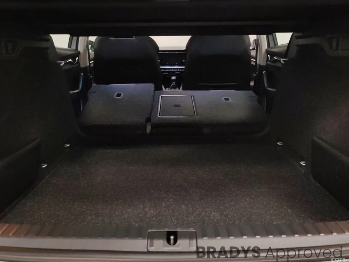 Skoda Octavia Estate, Diesel, 2024, Grey