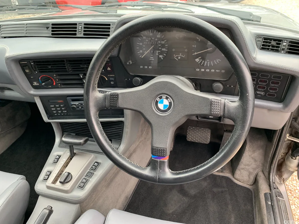 BMW 6-Series Coupe, Petrol, 1988, Grey