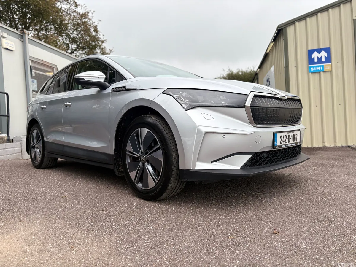Skoda Enyaq SUV, Electric, 2024, Grey