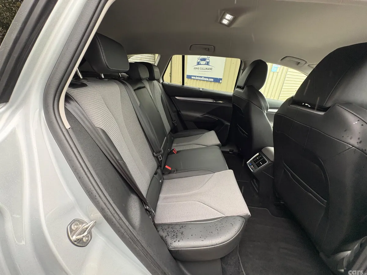 Skoda Enyaq SUV, Electric, 2024, Grey