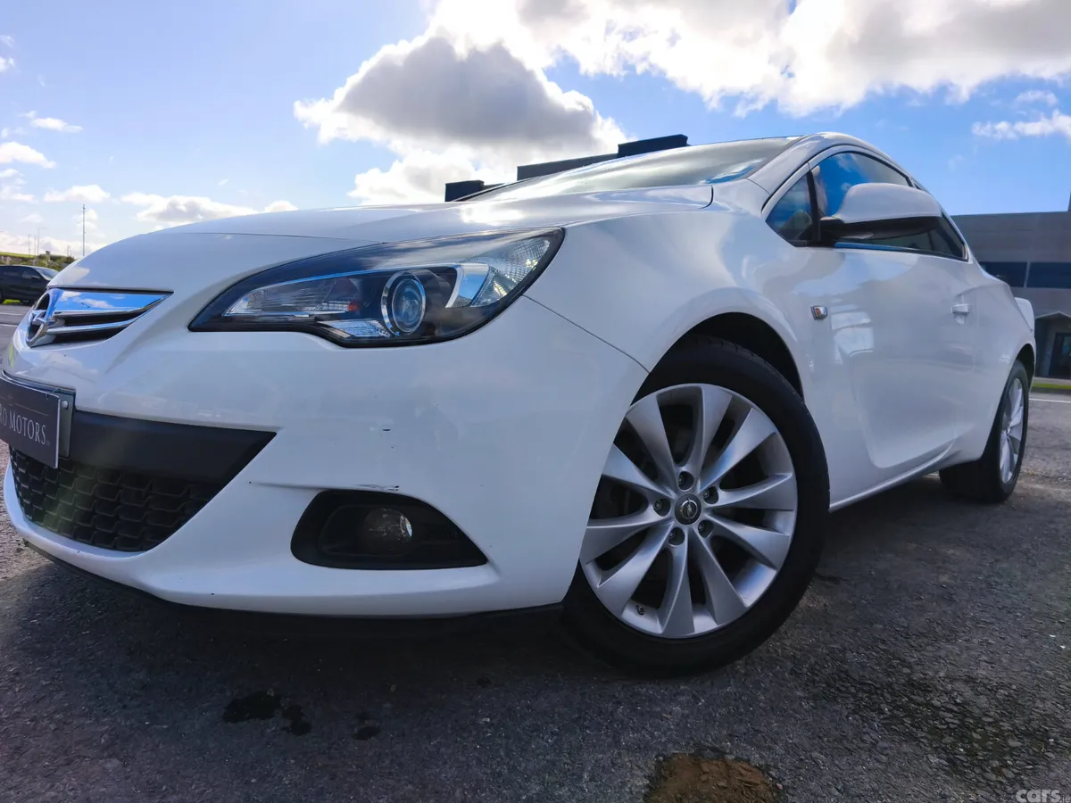 Opel Astra Hatchback, Diesel, 2018, White