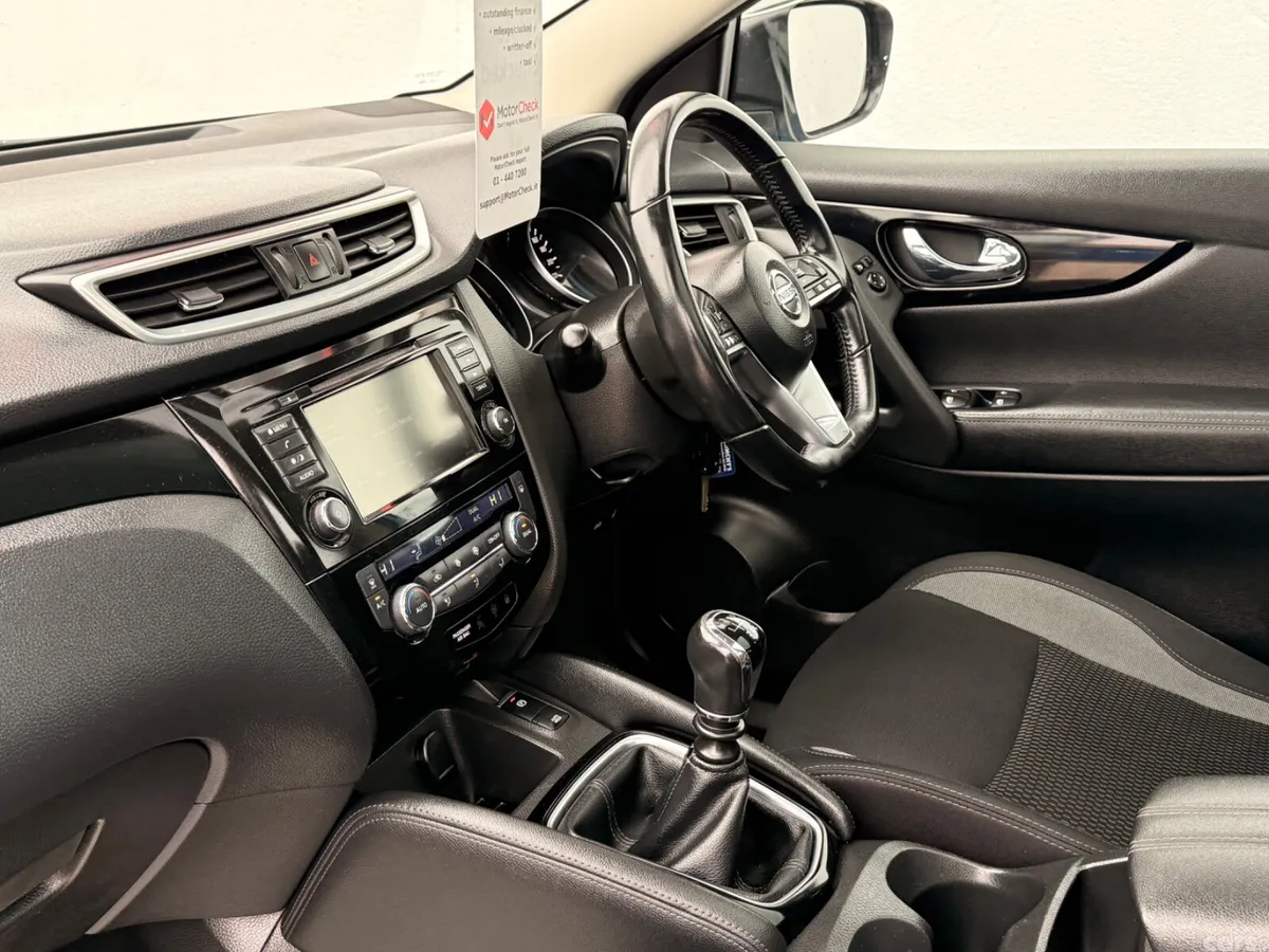 Nissan Qashqai MPV, Diesel, 2020, Blue