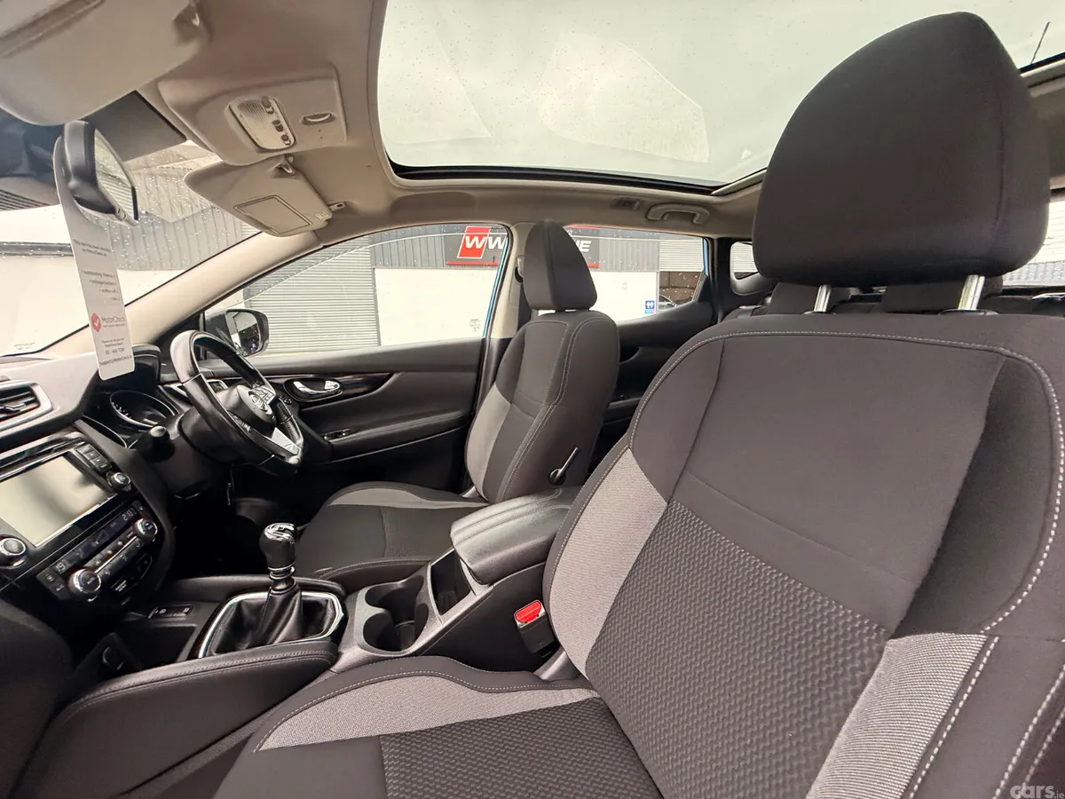 Nissan Qashqai MPV, Diesel, 2020, Blue