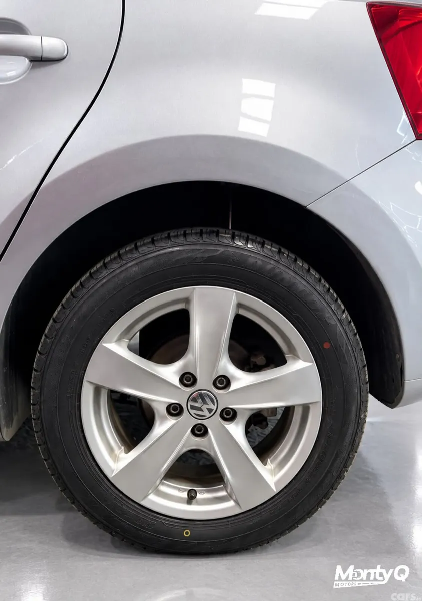 Volkswagen Polo Hatchback, Petrol, 2011, Silver