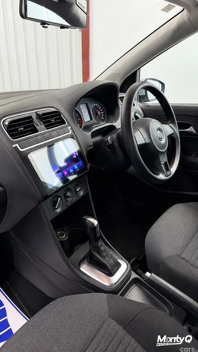 Volkswagen Polo Hatchback, Petrol, 2011, Silver