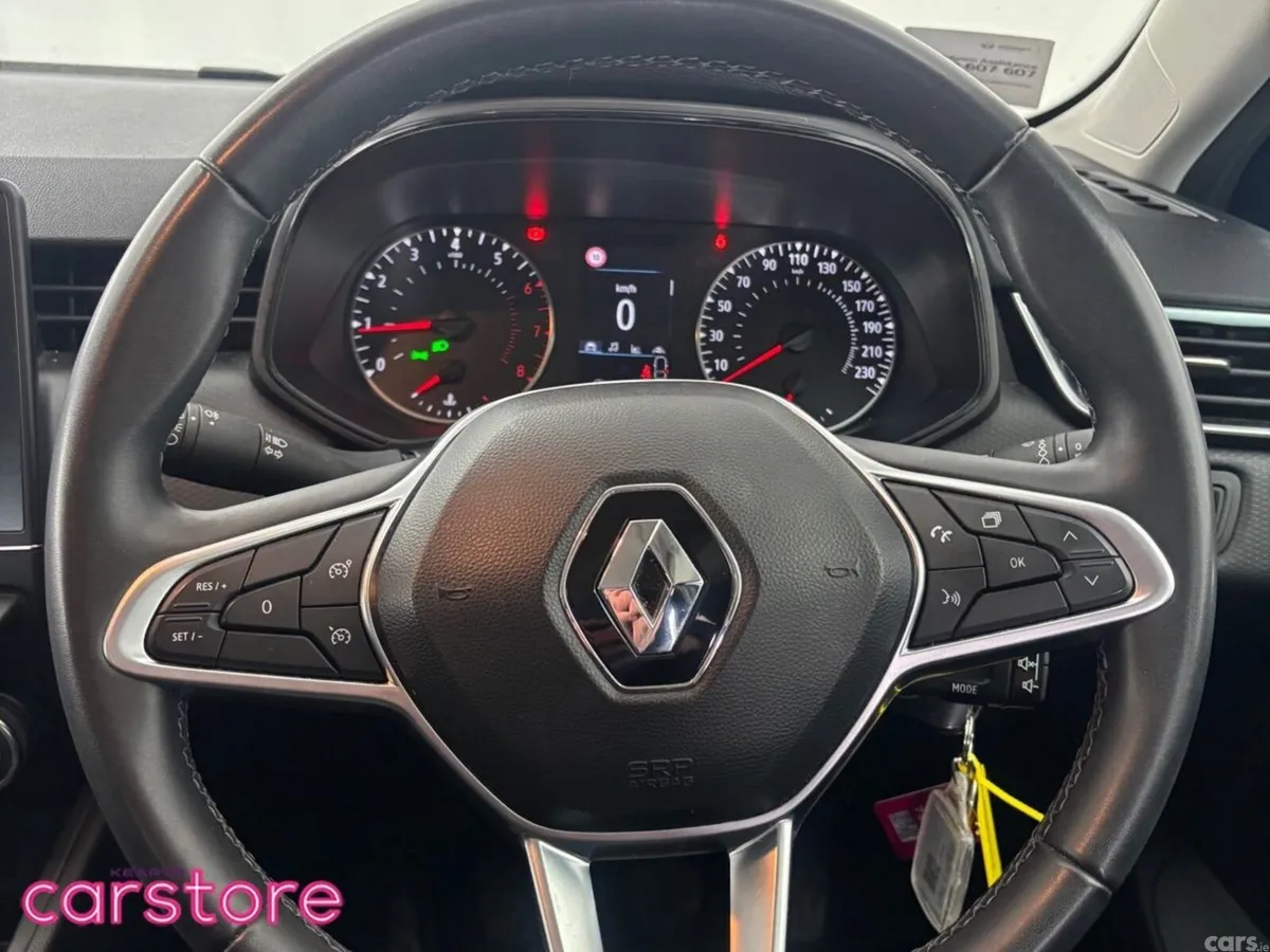 Renault Clio Hatchback, Petrol, 2023, Blue