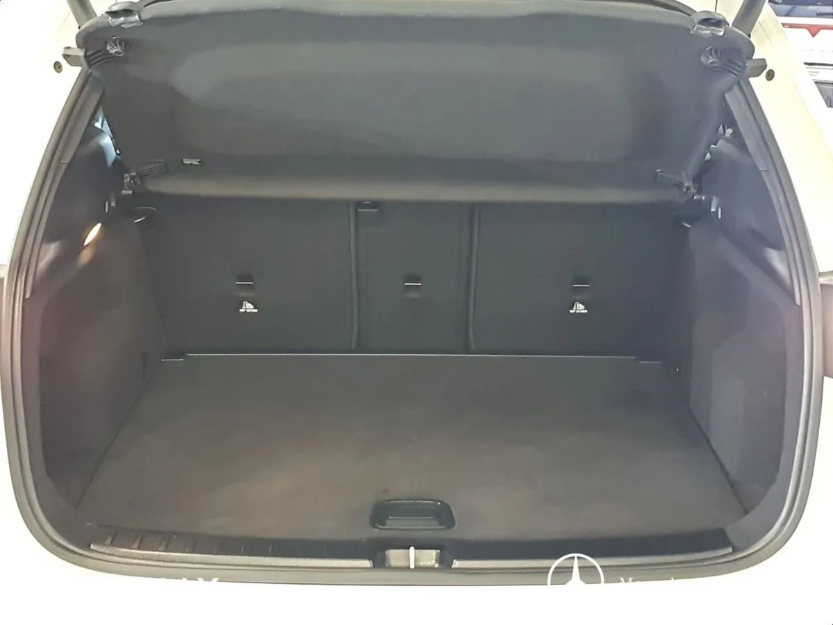 Mercedes-Benz GLA SUV, Diesel, 2025, White