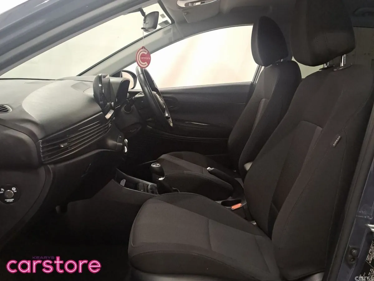 Hyundai i20 Hatchback, Petrol, 2024, Grey