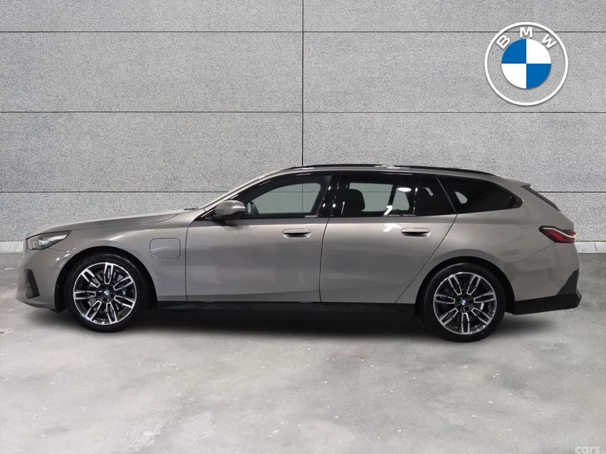 BMW 5-Series Estate, Petrol Hybrid, 2026, Grey