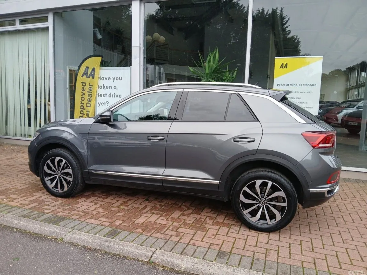 Volkswagen T-Roc SUV, Petrol, 2023, Grey