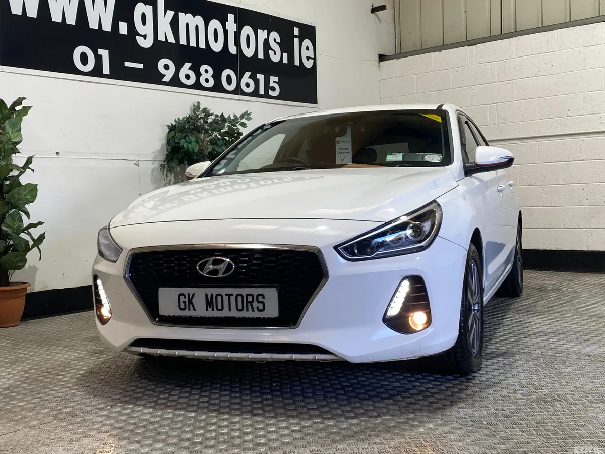 Hyundai i30 Hatchback, Diesel, 2019, White