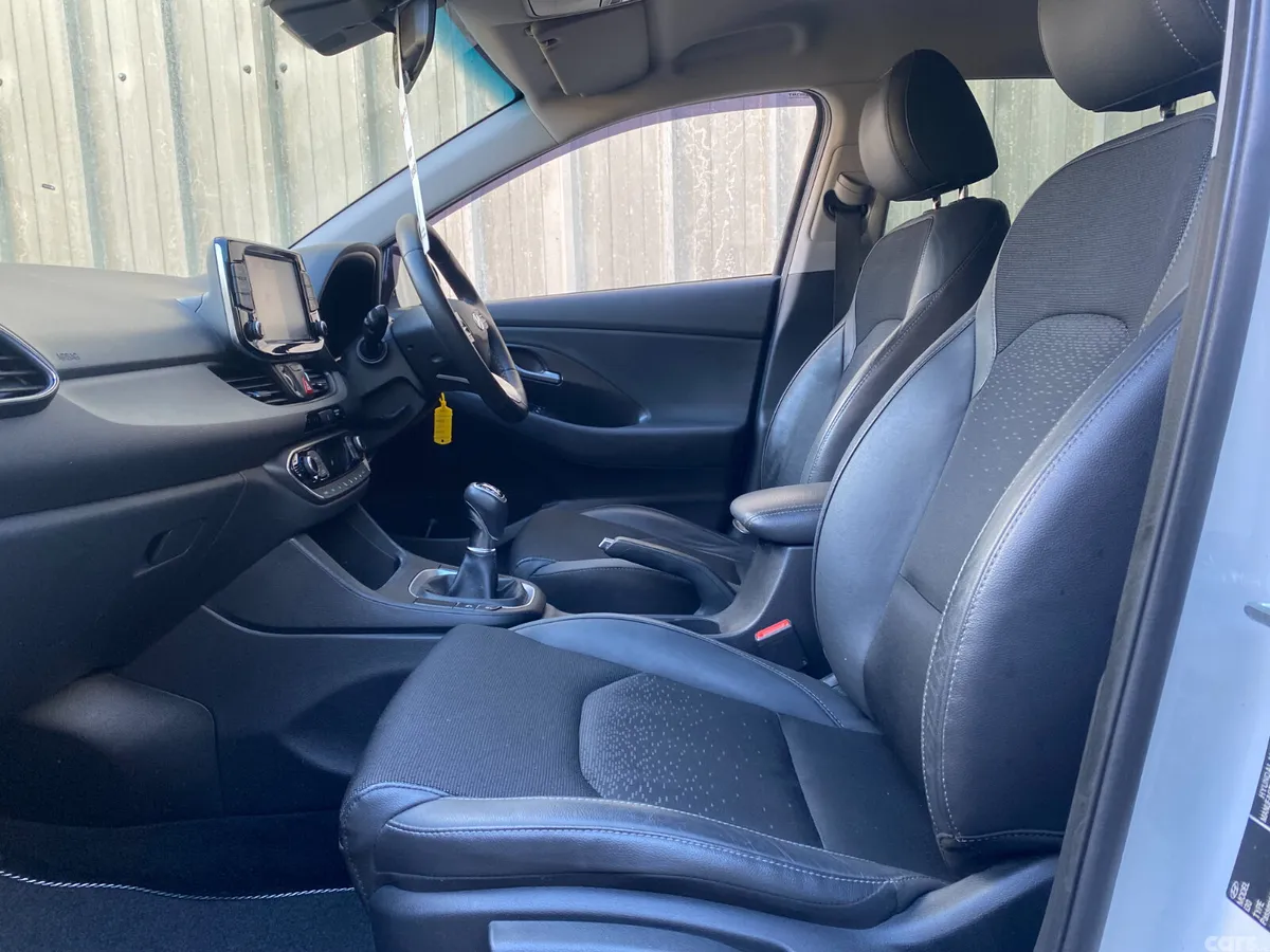 Hyundai i30 Hatchback, Diesel, 2019, White