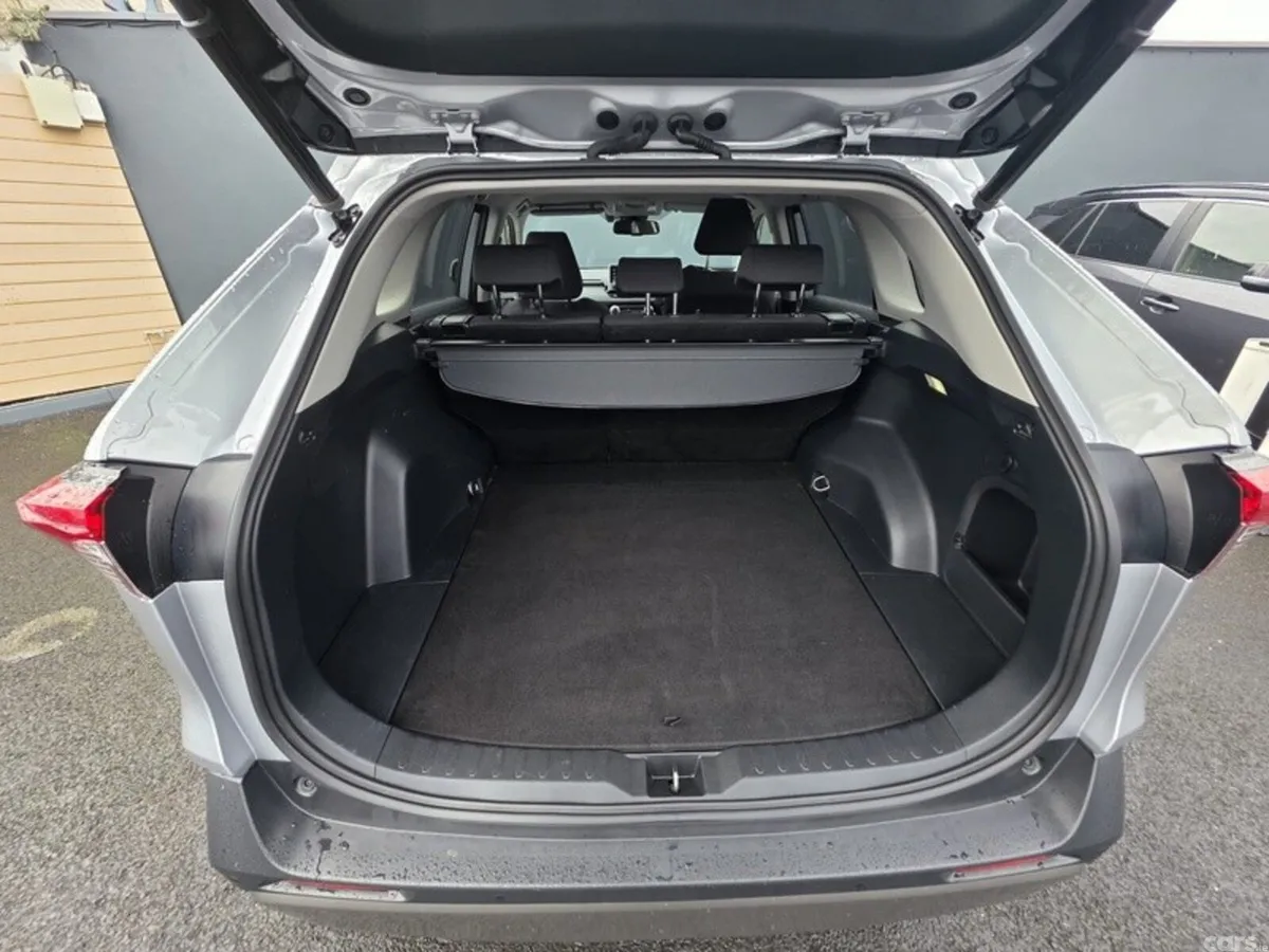 Toyota RAV4 SUV, Petrol Hybrid, 2022, Grey