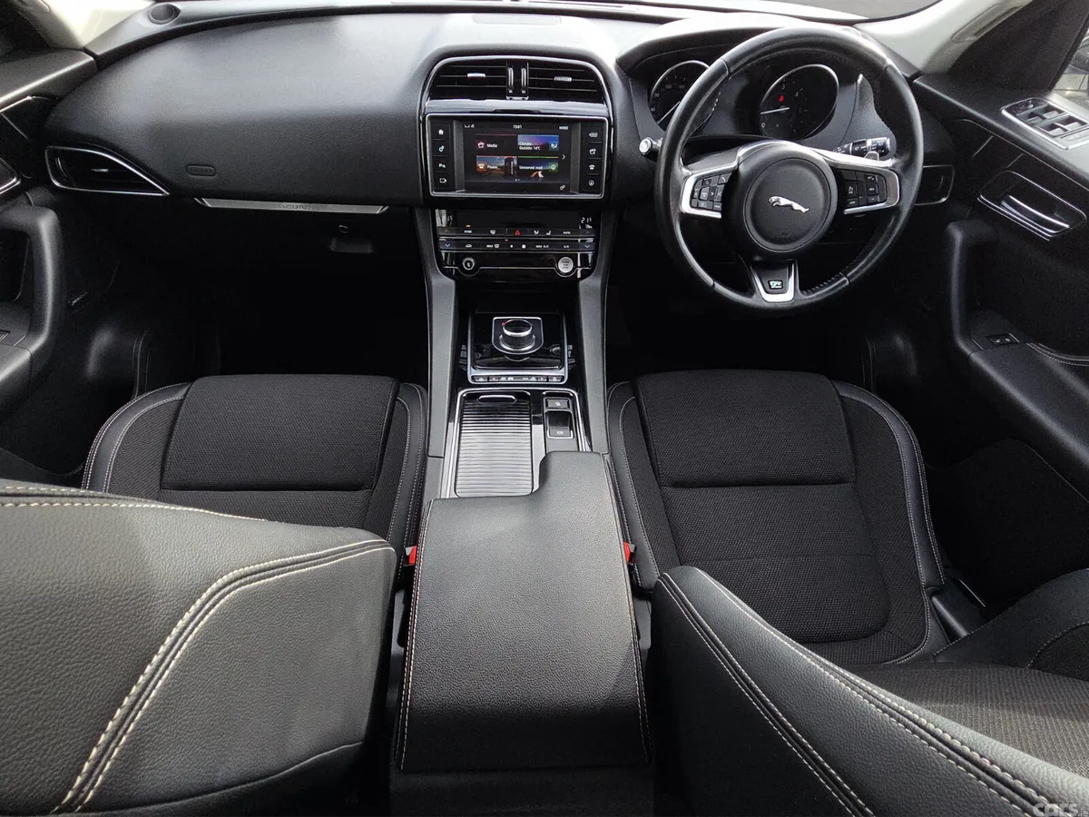 Jaguar F-Pace SUV, Diesel, 2018, White