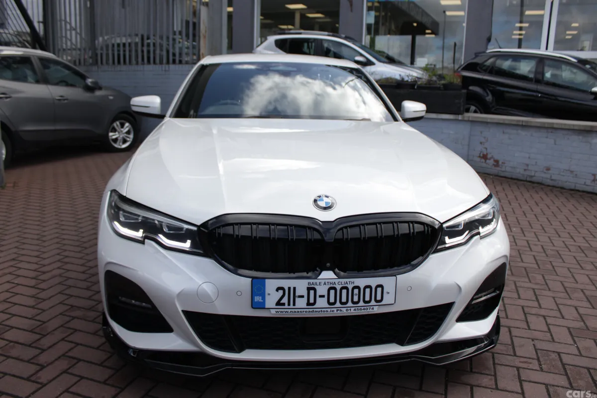BMW 3-Series Saloon, Diesel, 2021, White