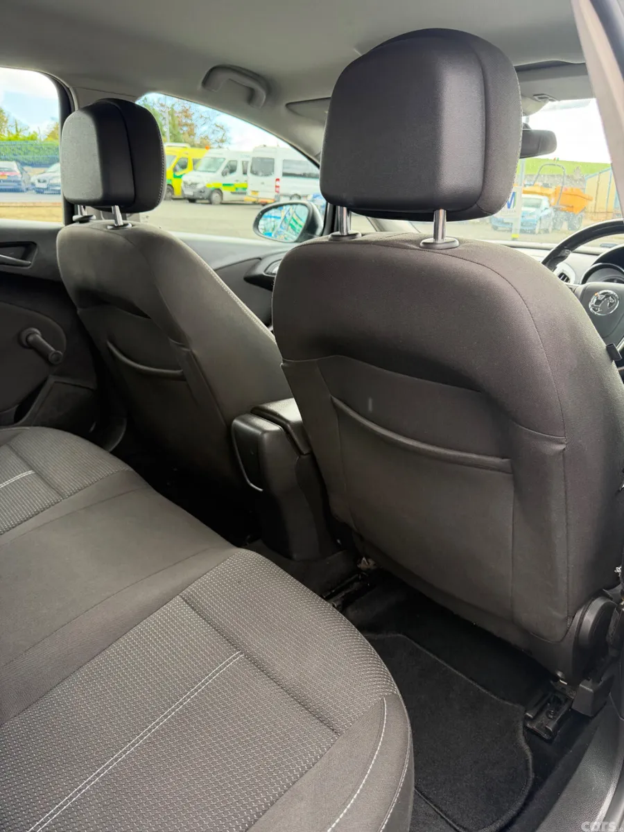 Vauxhall Astra Hatchback, Diesel, 2015, Black
