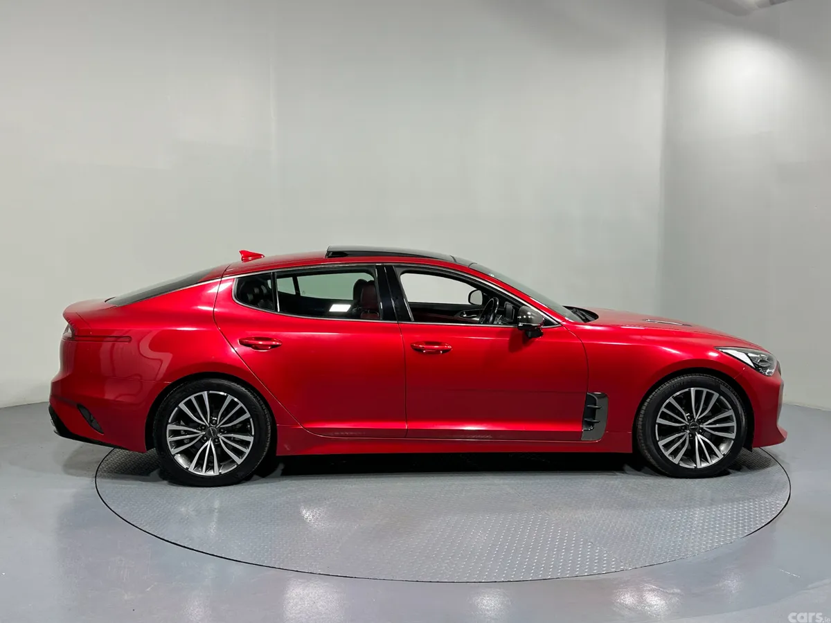 Kia Stinger Hatchback, Diesel, 2019, Red