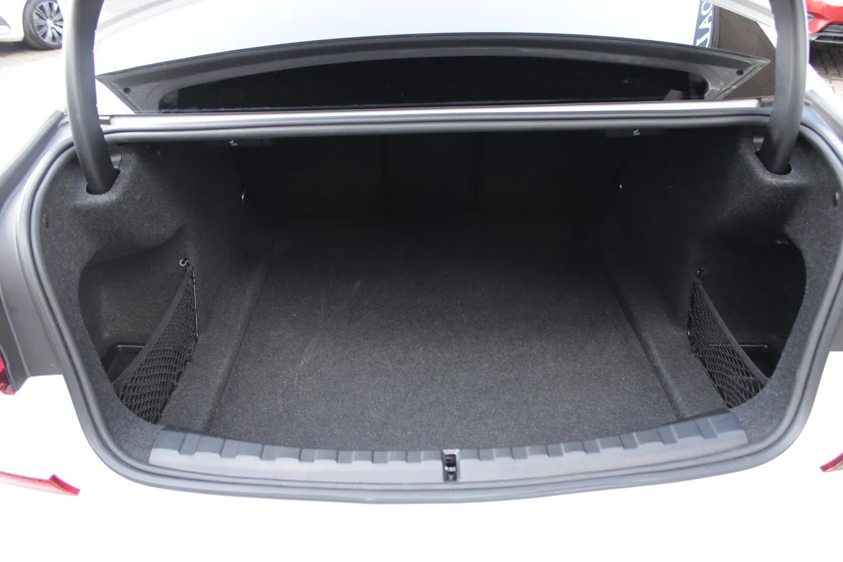 BMW 3-Series Saloon, Diesel, 2021, White
