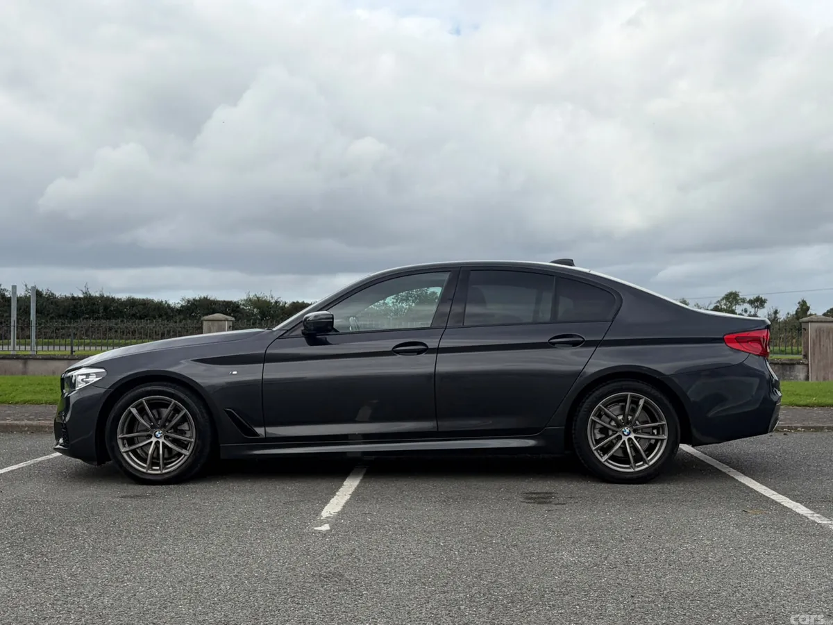 BMW 5-Series Saloon, Diesel, 2019, Grey