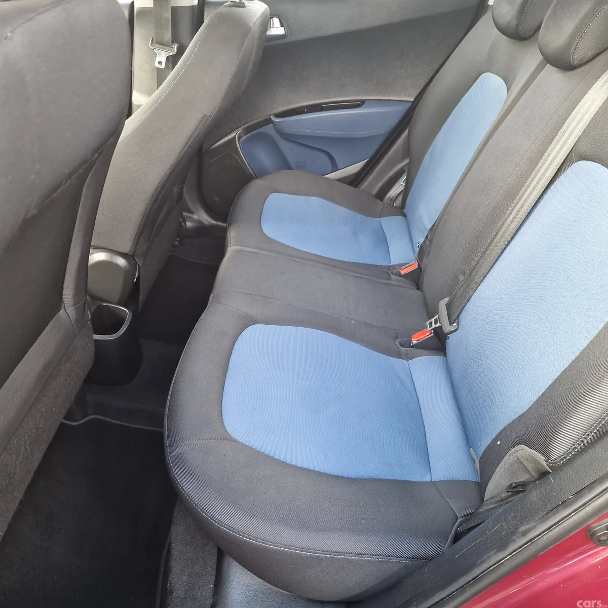Hyundai i10 Hatchback, Petrol, 2014, Red