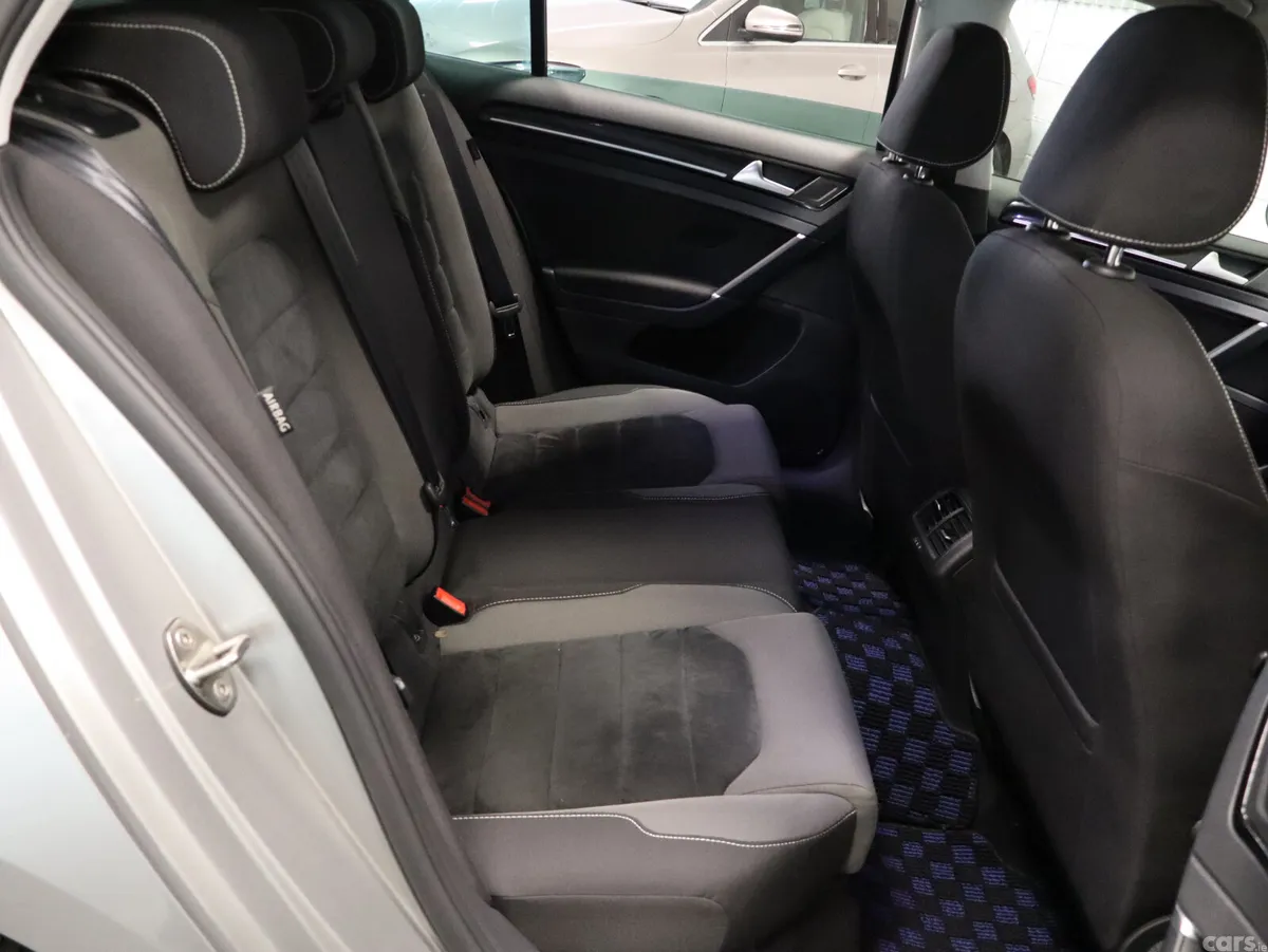Volkswagen Golf Hatchback, Petrol, 2017, Gold