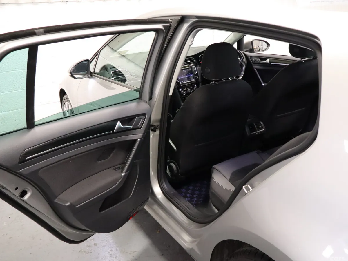 Volkswagen Golf Hatchback, Petrol, 2017, Gold