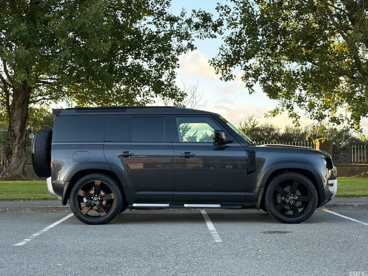Land Rover Defender SUV, Diesel, 2022, Grey
