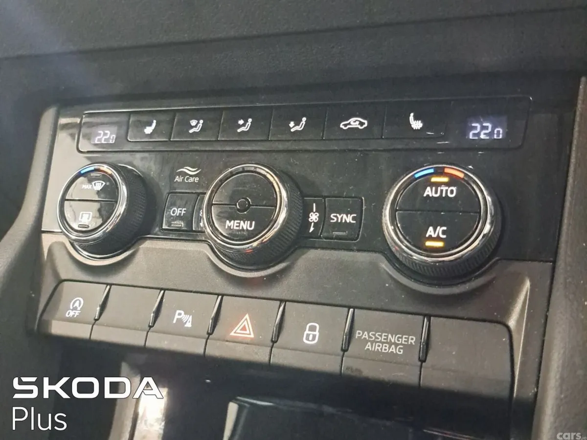 Skoda Karoq SUV, Petrol, 2024, Silver