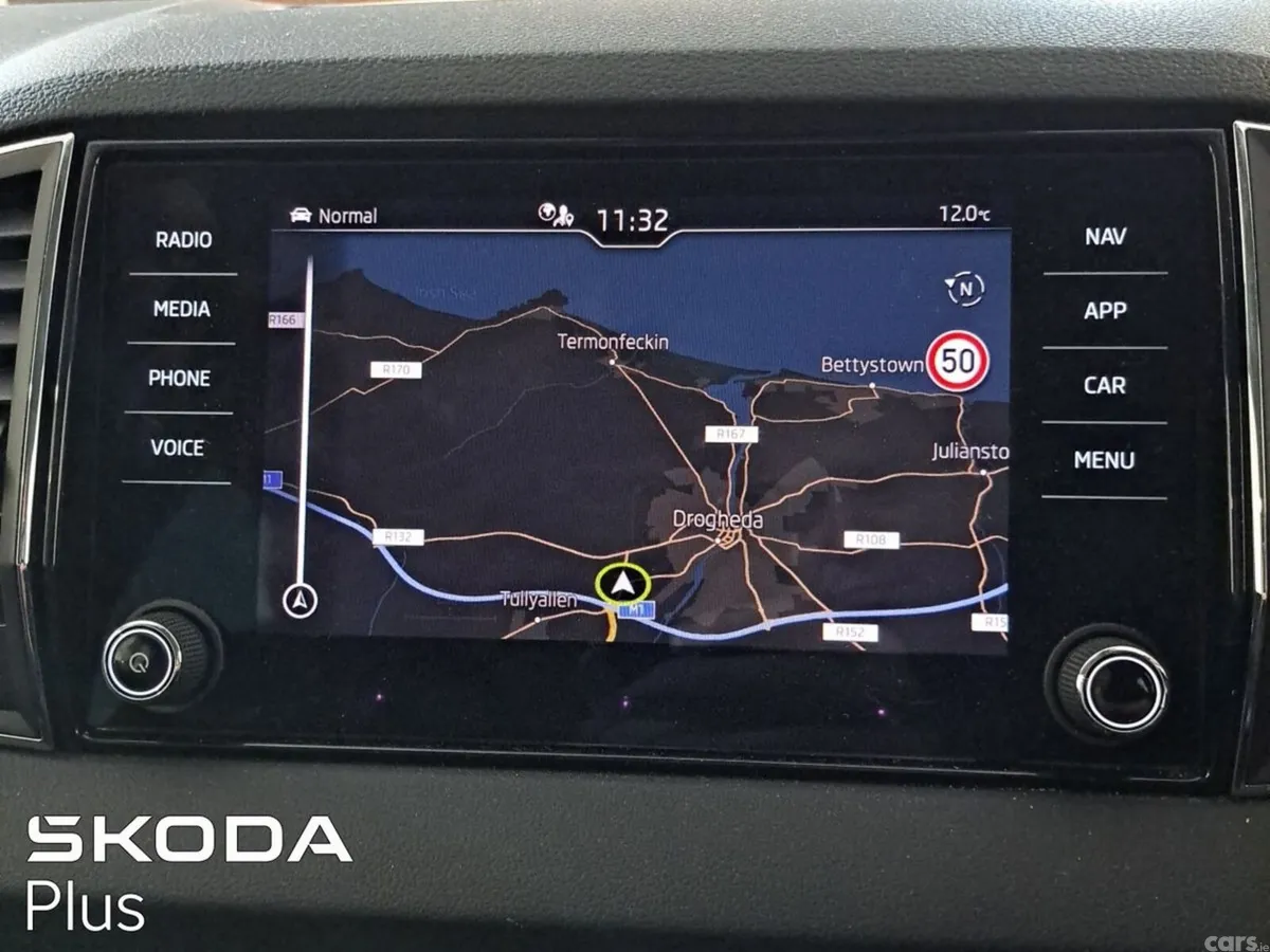 Skoda Karoq SUV, Petrol, 2024, Silver