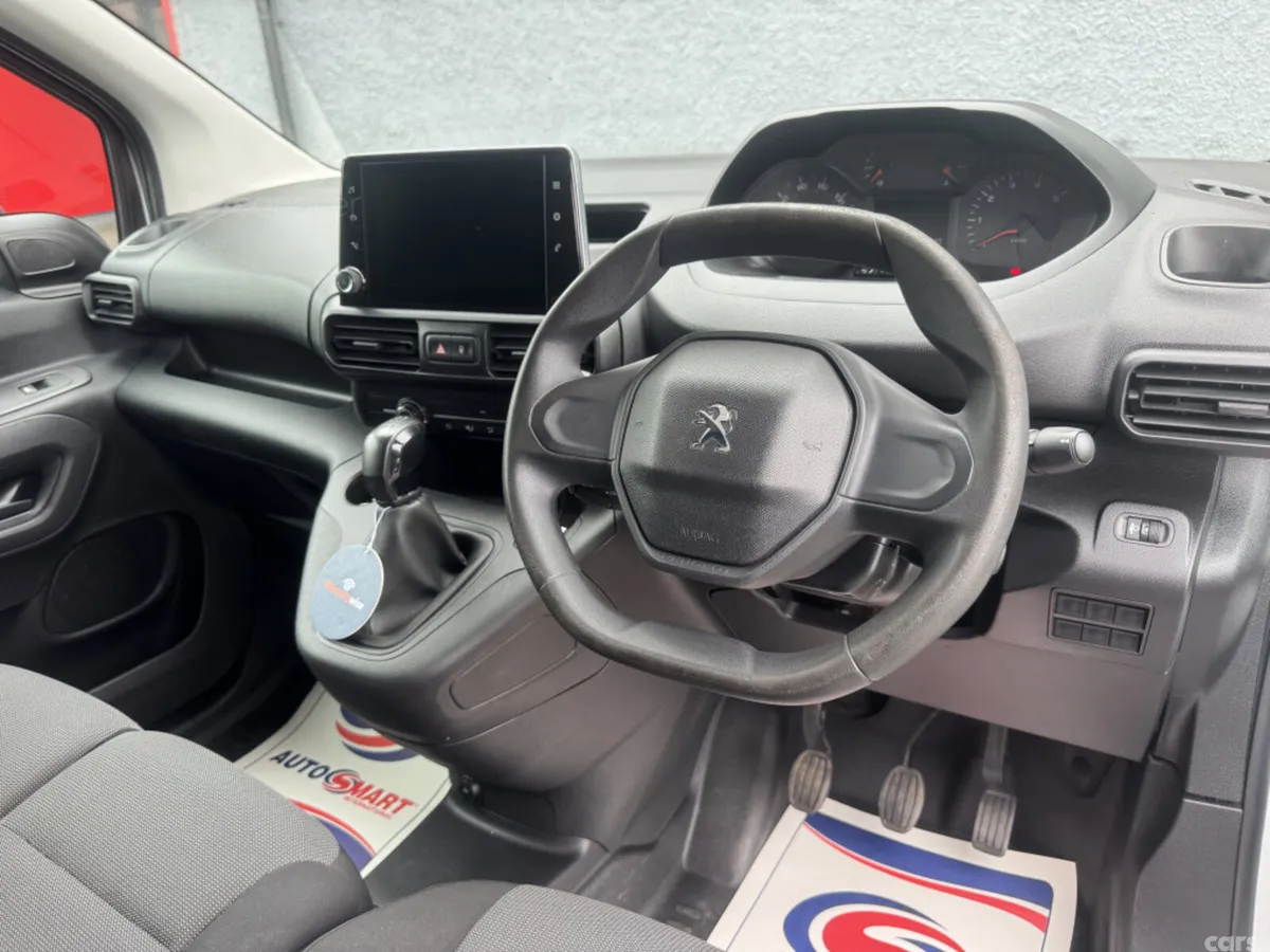Peugeot Partner MPV, Diesel, 2019, White