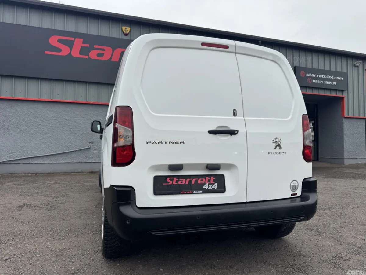 Peugeot Partner MPV, Diesel, 2019, White