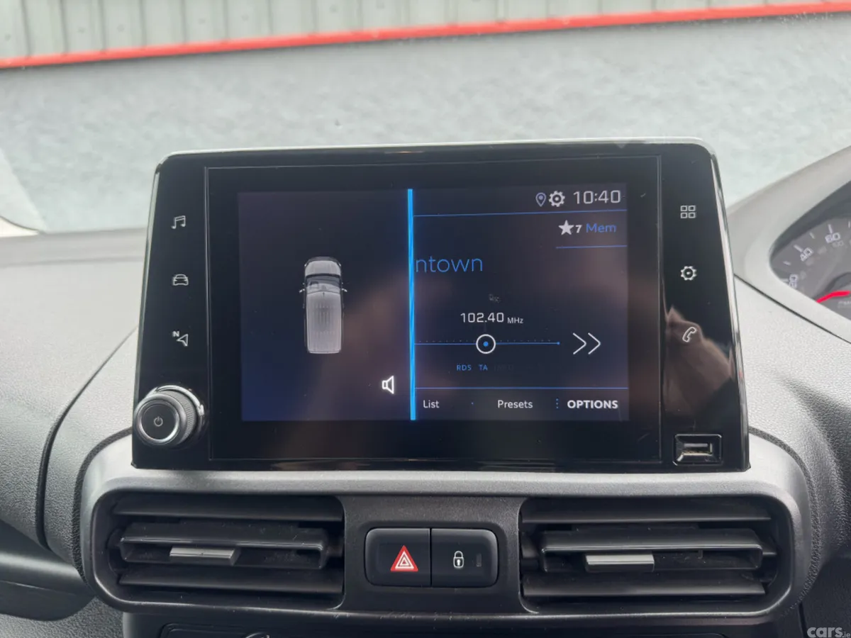 Peugeot Partner MPV, Diesel, 2019, White