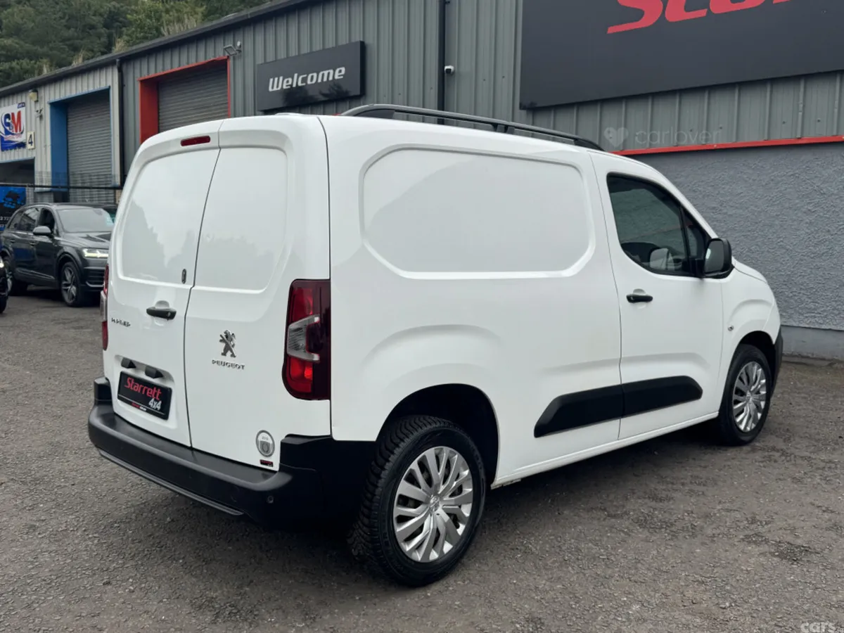 Peugeot Partner MPV, Diesel, 2019, White