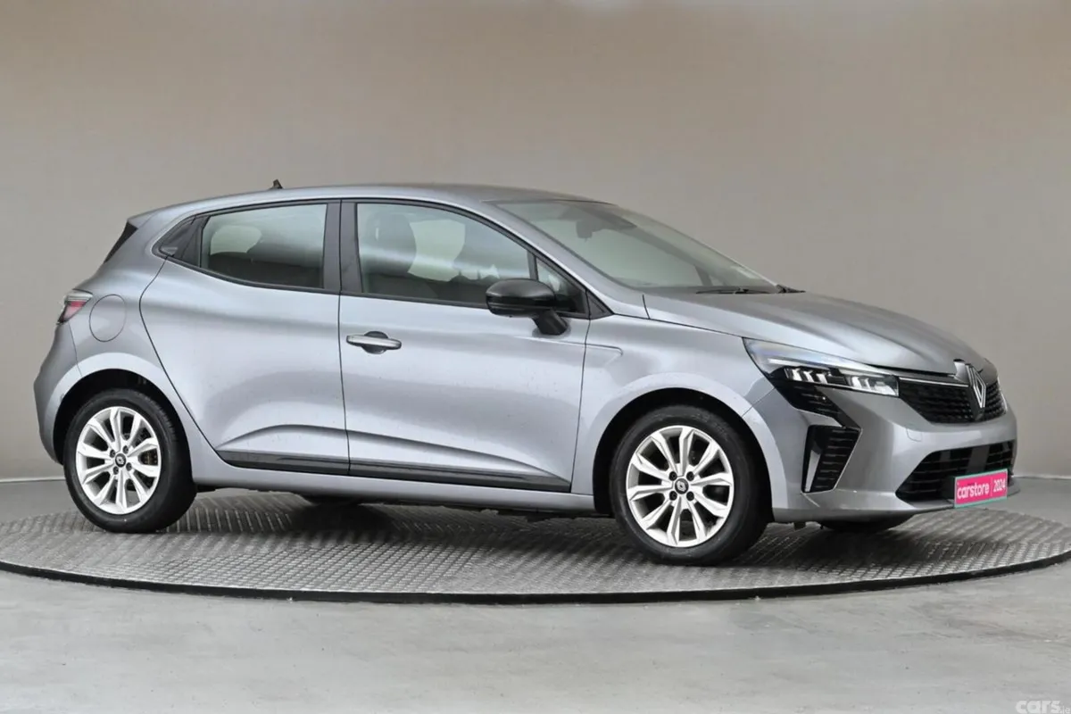 Renault Clio Hatchback, Petrol, 2024, Grey