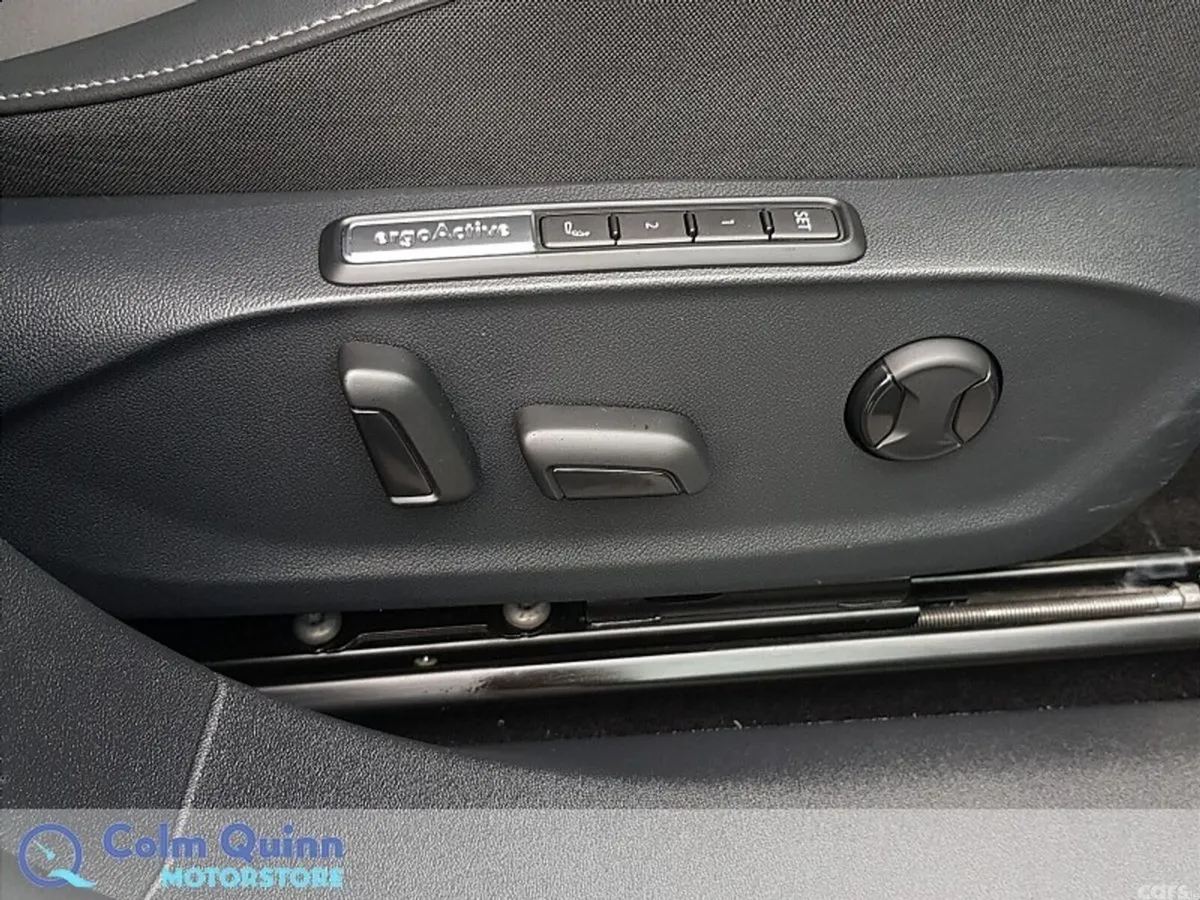 Volkswagen ID.7 Hatchback, Electric, 2024, White