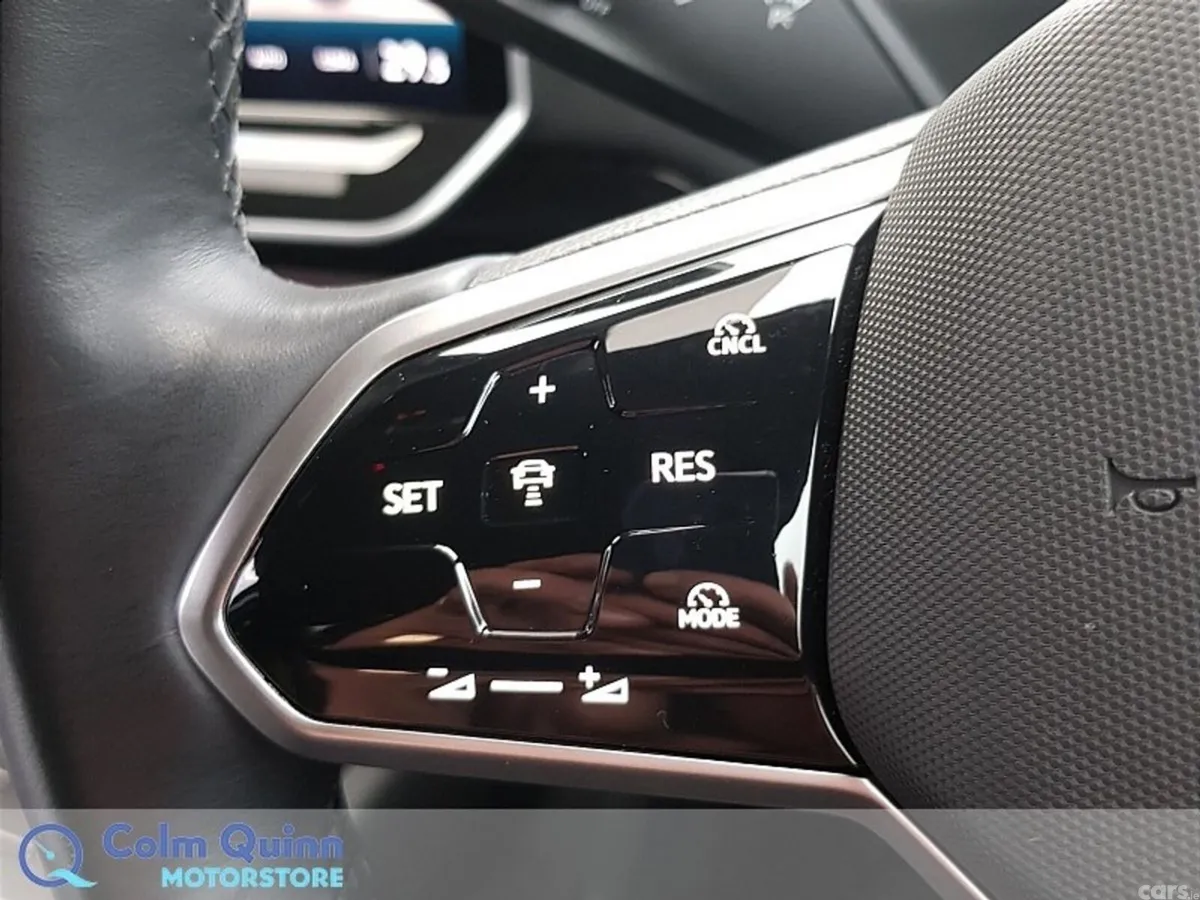 Volkswagen ID.7 Hatchback, Electric, 2024, White
