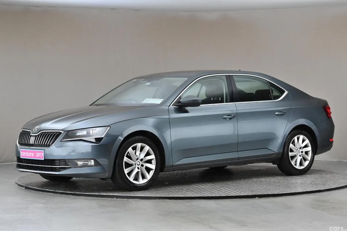 Skoda Superb Saloon, Diesel, 2017, Grey