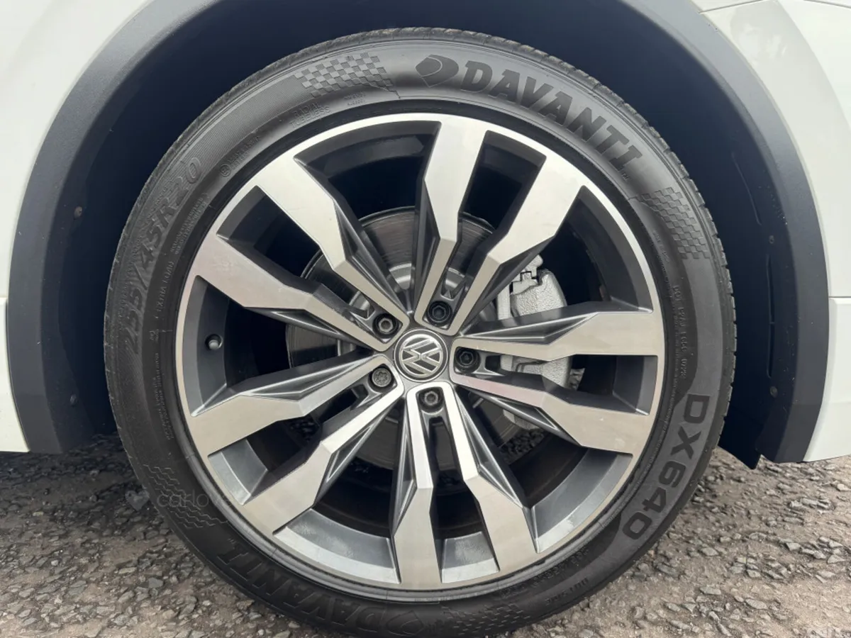 Volkswagen Tiguan SUV, Diesel, 2018, White
