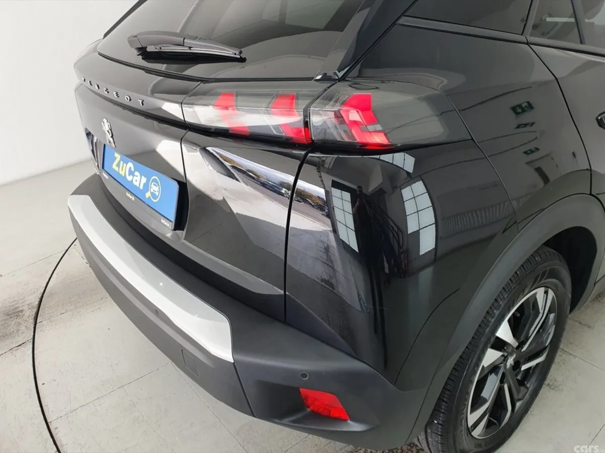 Peugeot 2008 Hatchback, Electric, 2022, Black