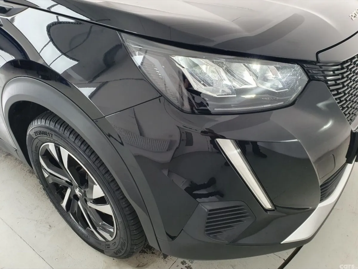 Peugeot 2008 Hatchback, Electric, 2022, Black