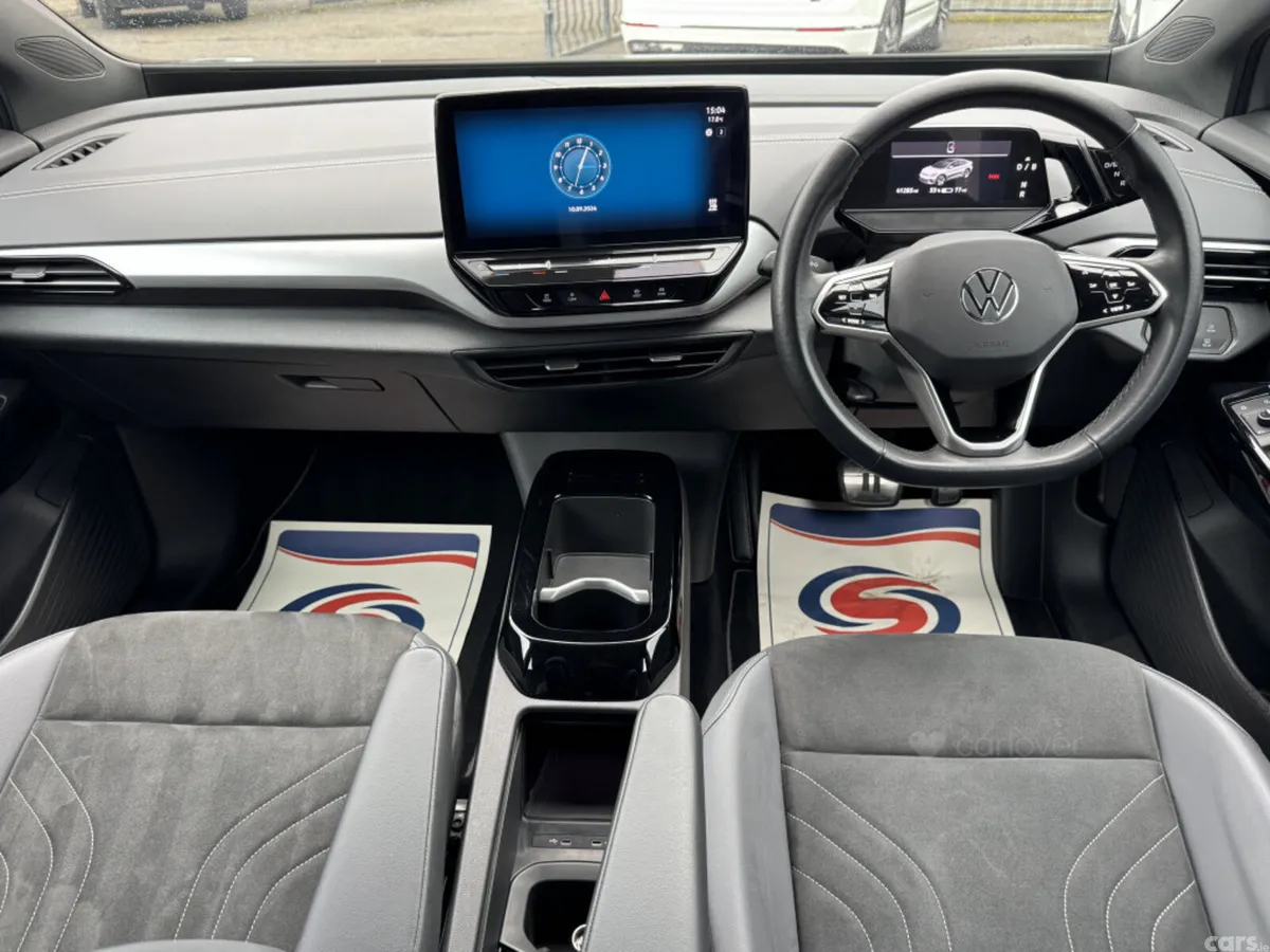 Volkswagen ID.5 SUV, Electric, 2023, Grey