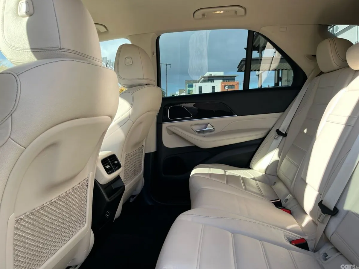 Mercedes-Benz GLE SUV, Diesel Plug-in Hybrid, 2022, Grey