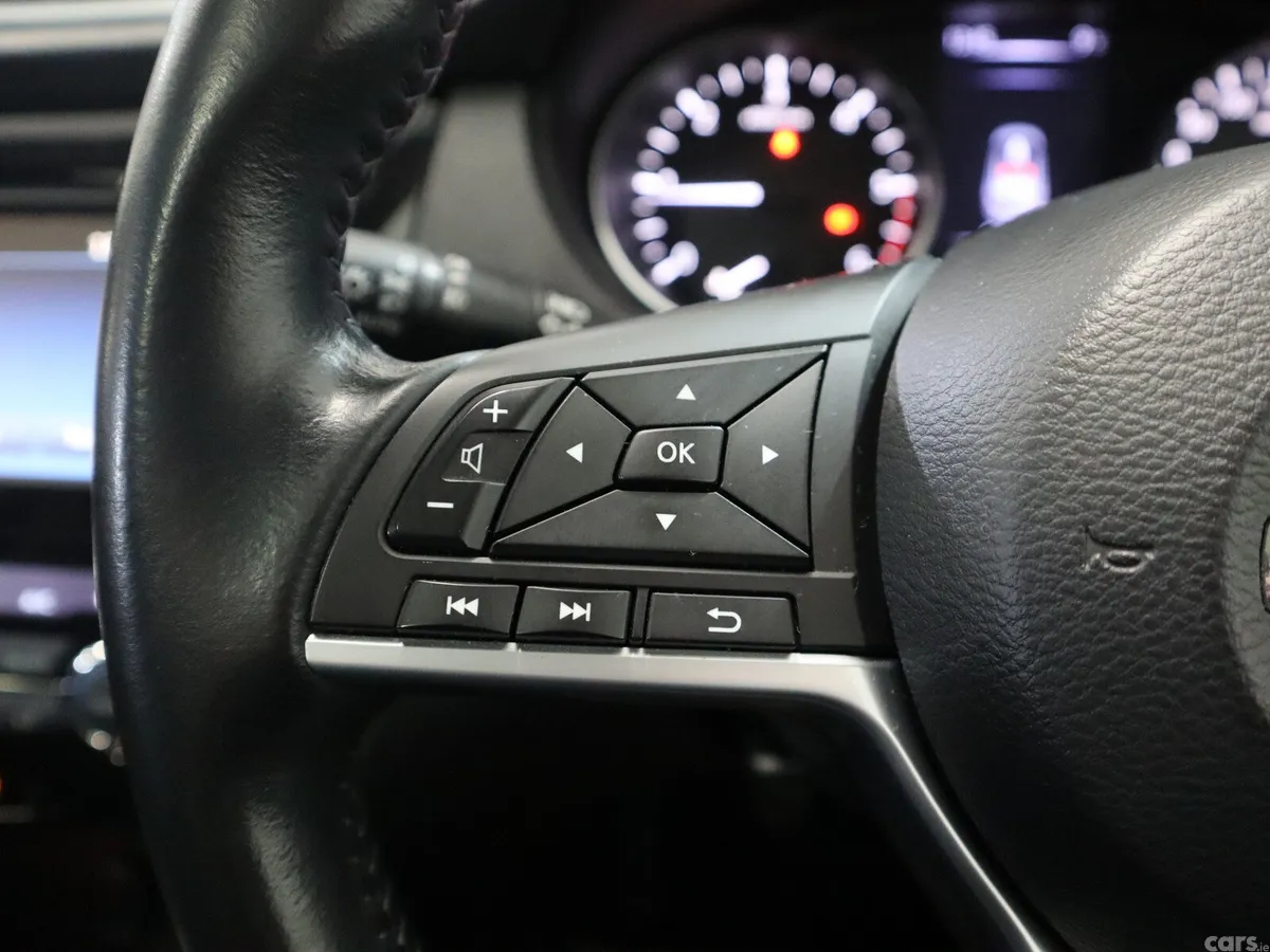 Nissan Qashqai MPV, Diesel, 2019, Grey