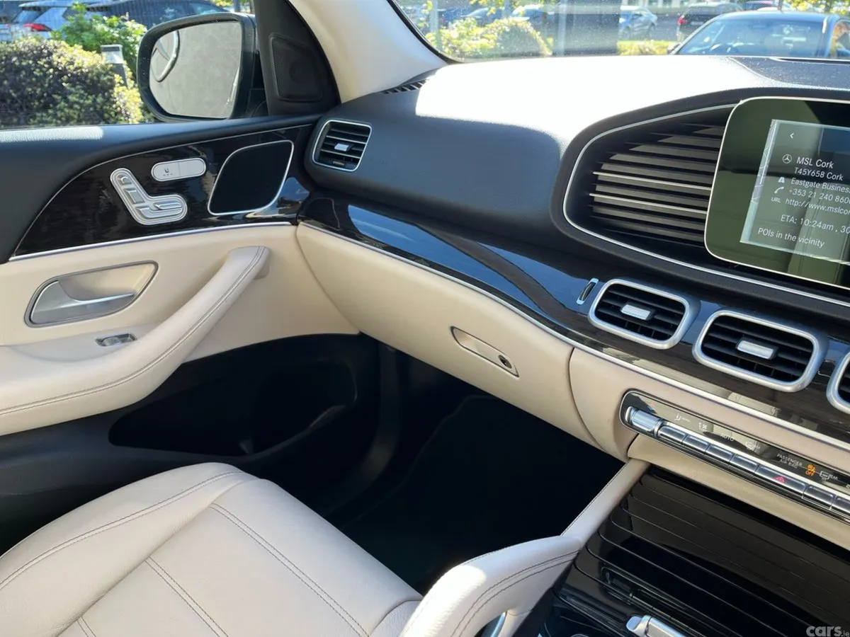 Mercedes-Benz GLE SUV, Diesel Plug-in Hybrid, 2022, Grey